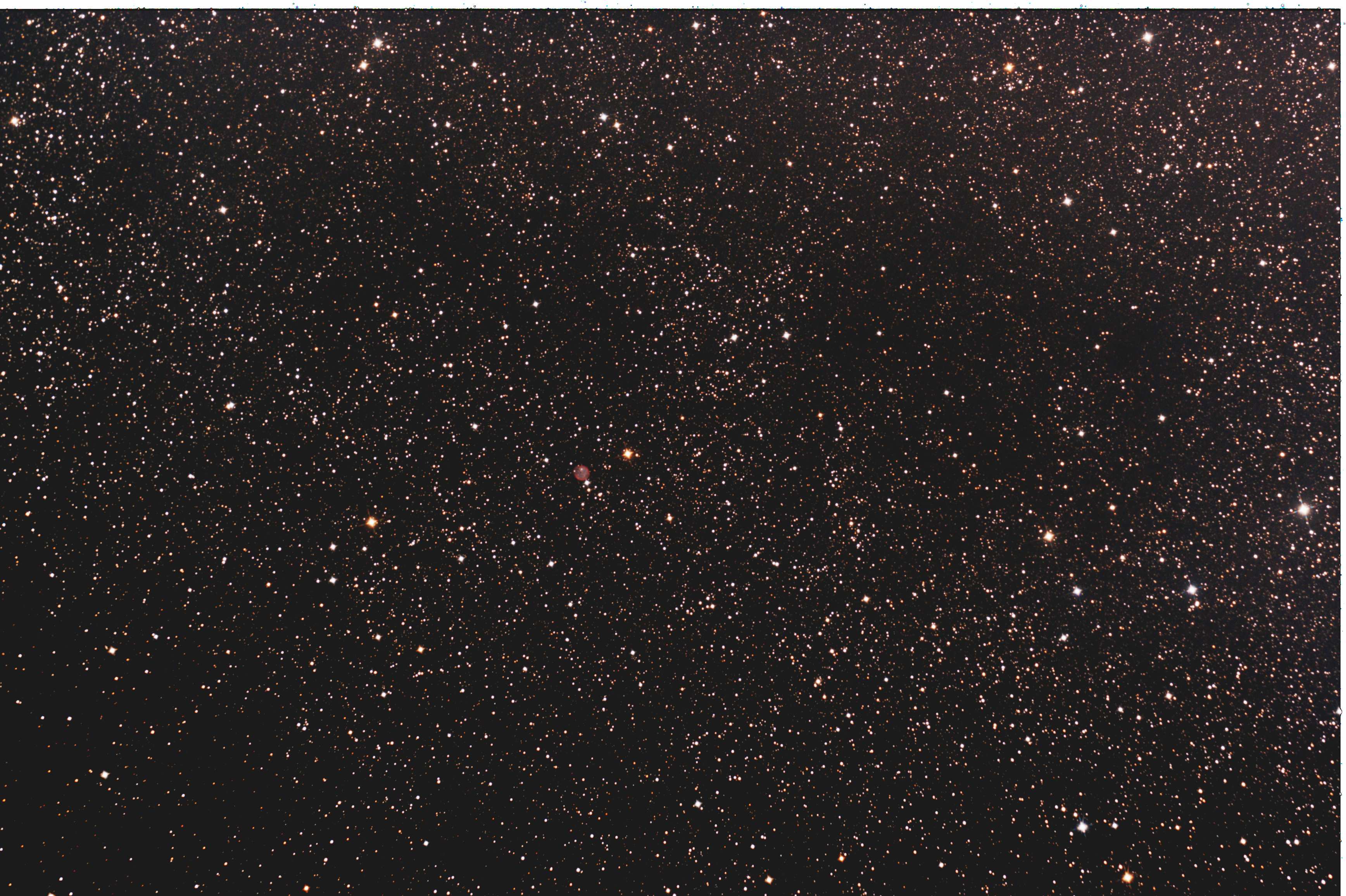 Planetární mlhovina NGC 7048 v Labuti            26.6.2017
